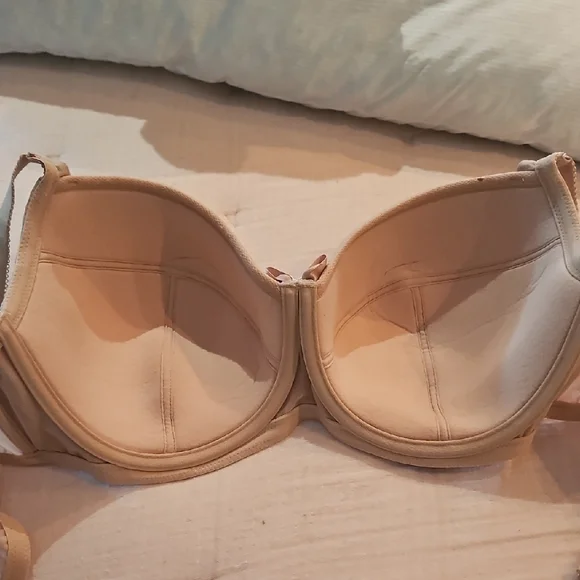 Chic Tan Women's Bra - Picture 3 of 3